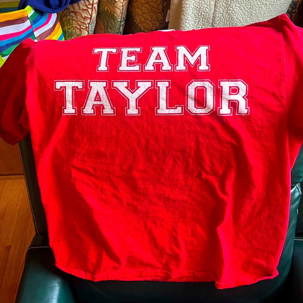 Team Taylor shirt. Washed, never worn, used for display.